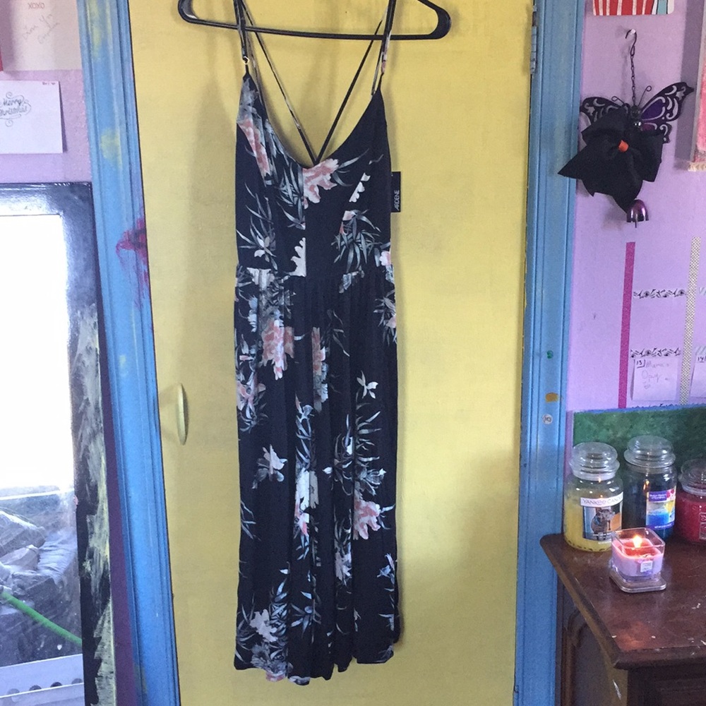 Wide leg cross back jumpsuit
